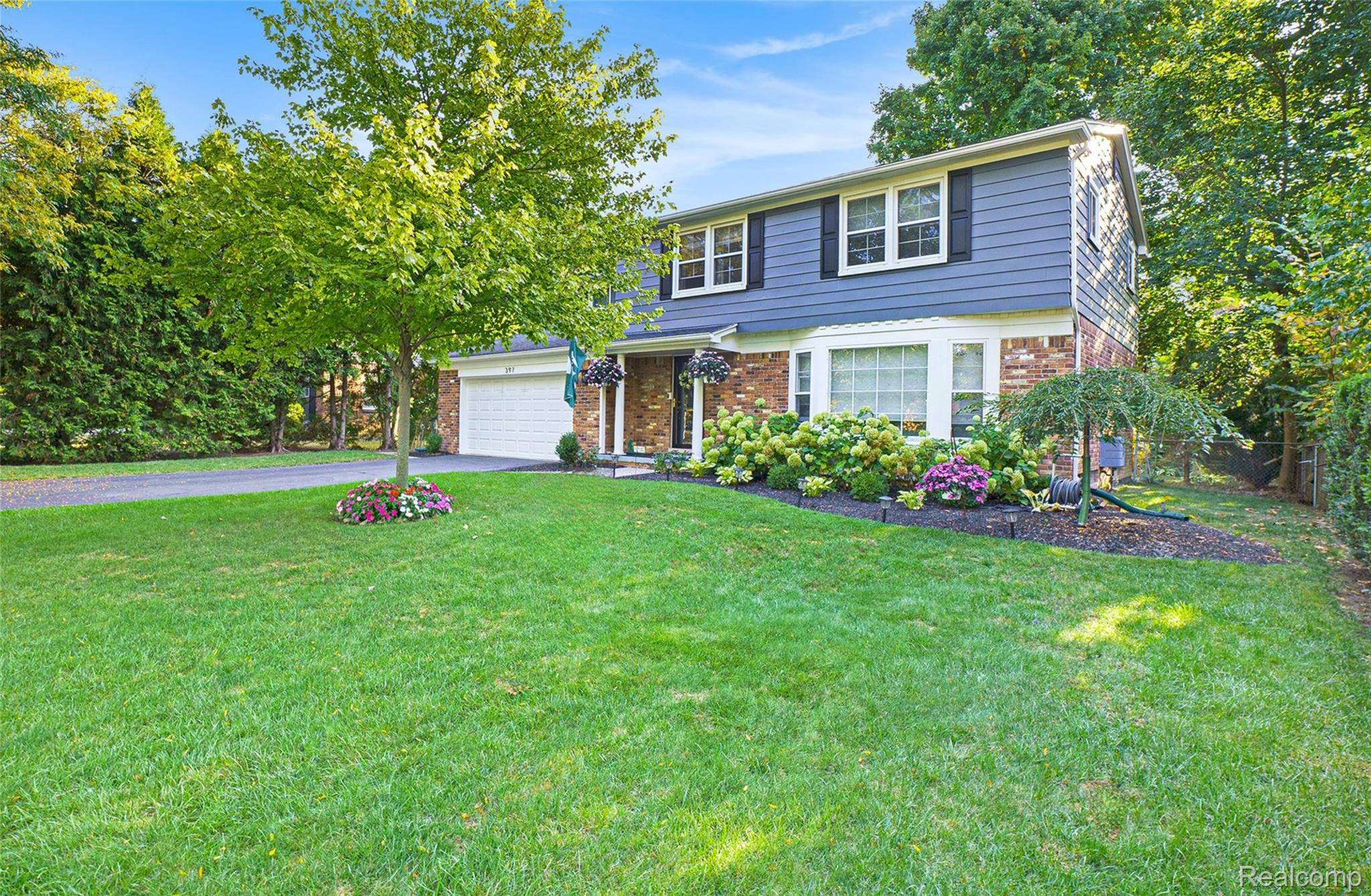 Birmingham, MI 48009,397 S Cranbrook RD