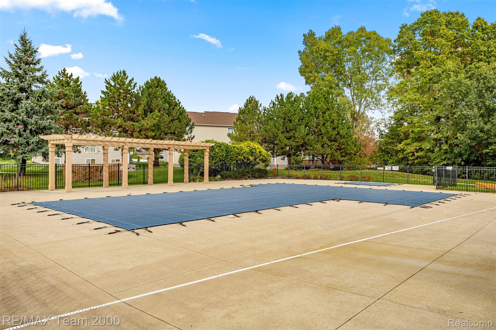 White Lake, MI 48386,8165 Sequoia LN