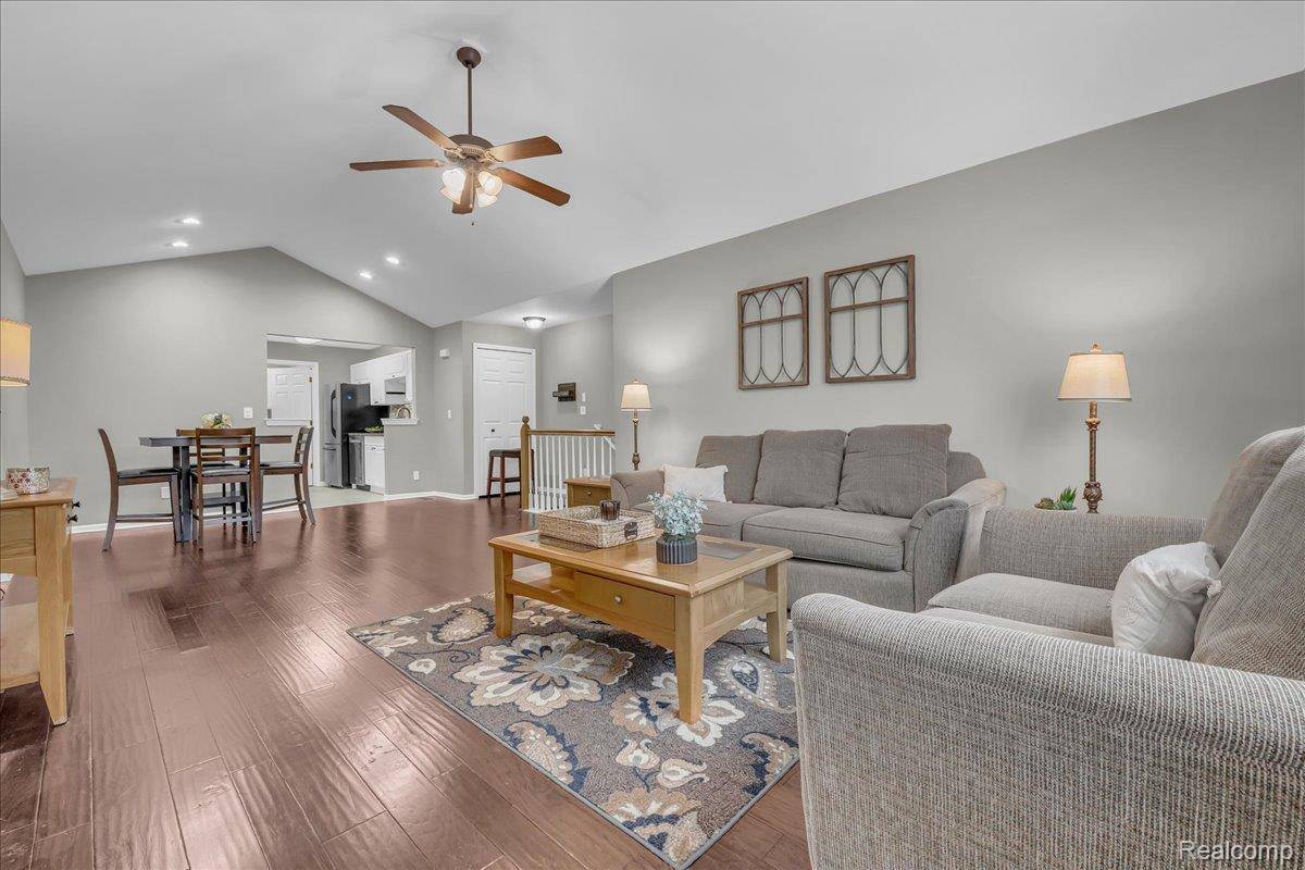 Rochester, MI 48306,3695 Oakmonte BLVD