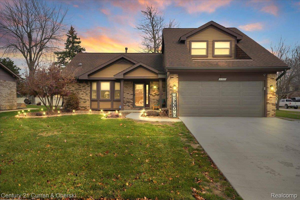 Woodhaven, MI 48183,21539 Deerfield DR