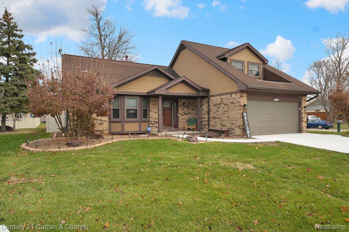 Woodhaven, MI 48183,21539 Deerfield DR