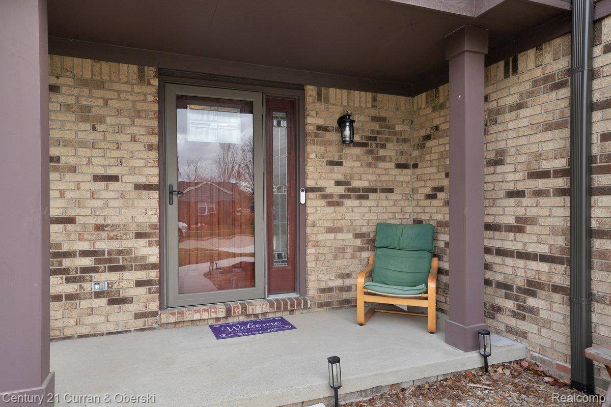 Woodhaven, MI 48183,21539 Deerfield DR