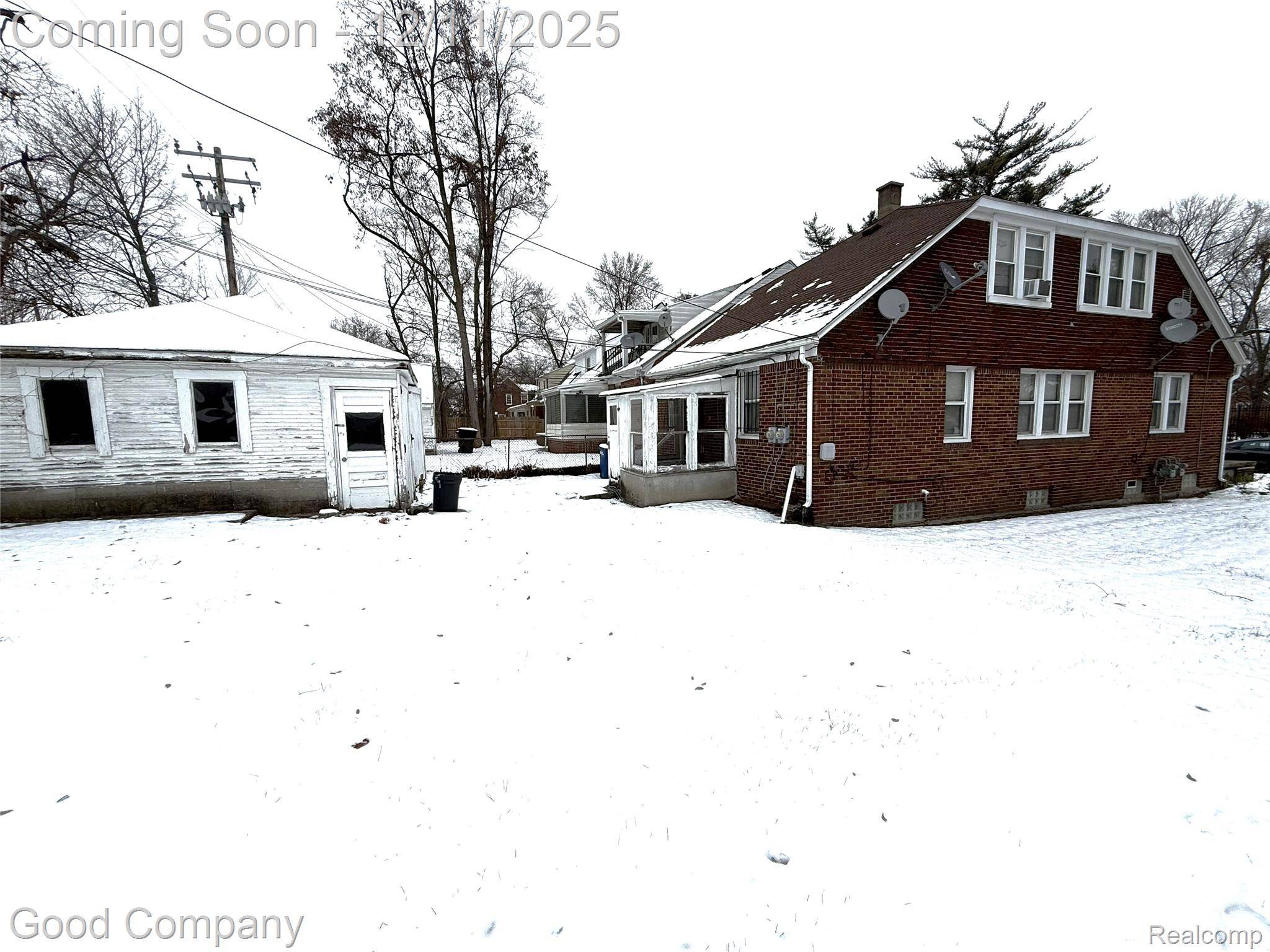 Detroit, MI 48221,17403 Quincy ST