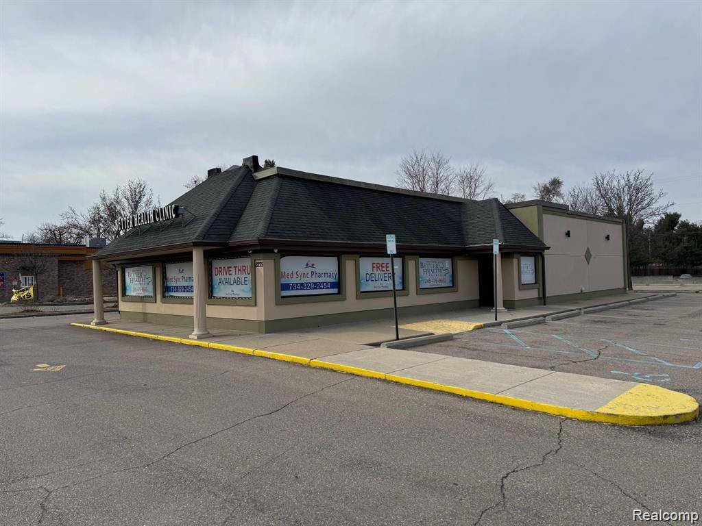 Westland, MI 48185,8275 N WAYNE RD