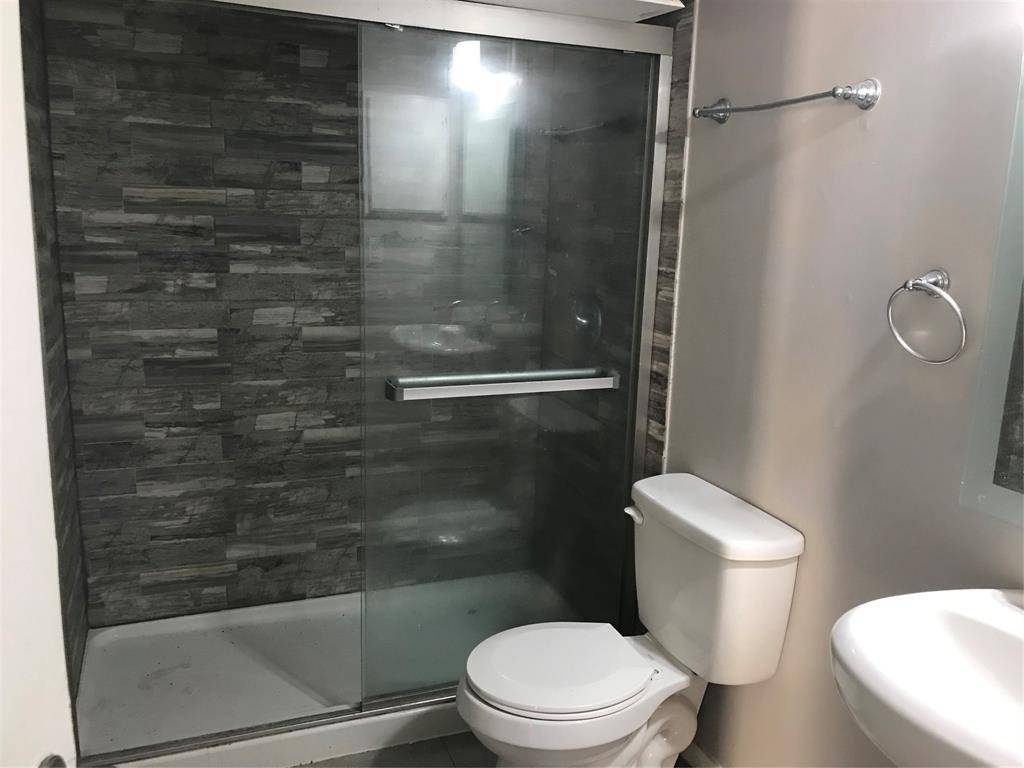 Dallas, TX 75231,8110 Skillman Street #2057