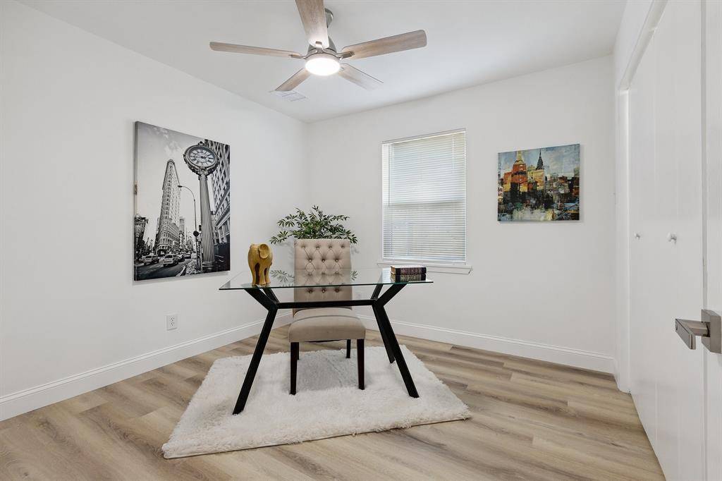 Dallas, TX 75243,12436 Oberlin Drive