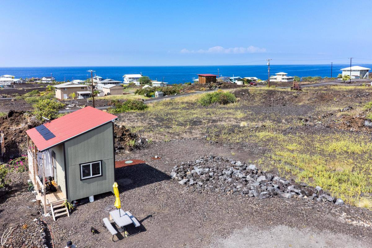 Captain Cook, HI 96704,88-1563 EIWA AVE