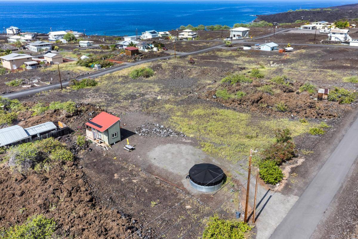 Captain Cook, HI 96704,88-1563 EIWA AVE