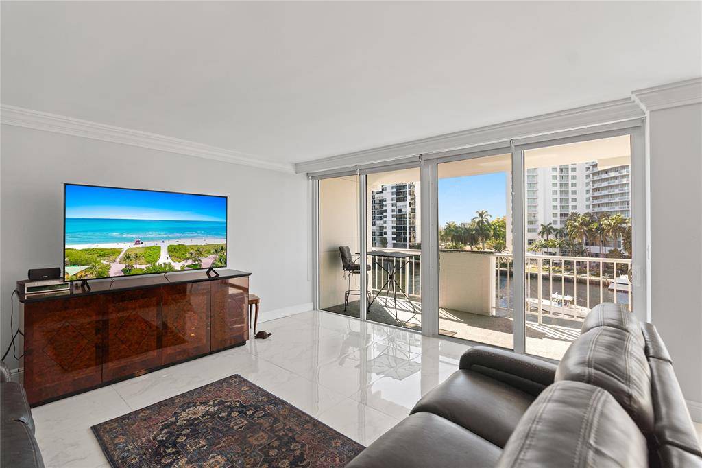 Fort Lauderdale, FL 33304,2800 E Sunrise Blvd #5C