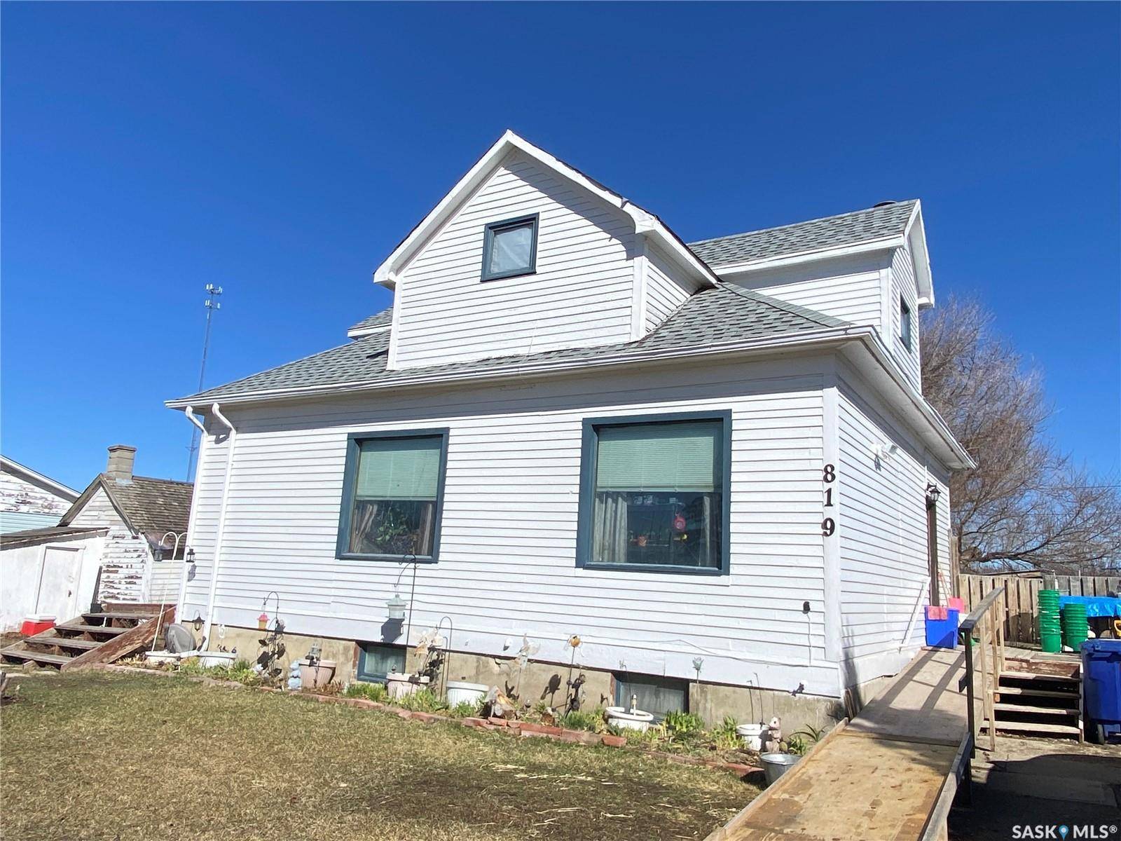 Alsask, SK S0L 0A8,819 3rd AVENUE N