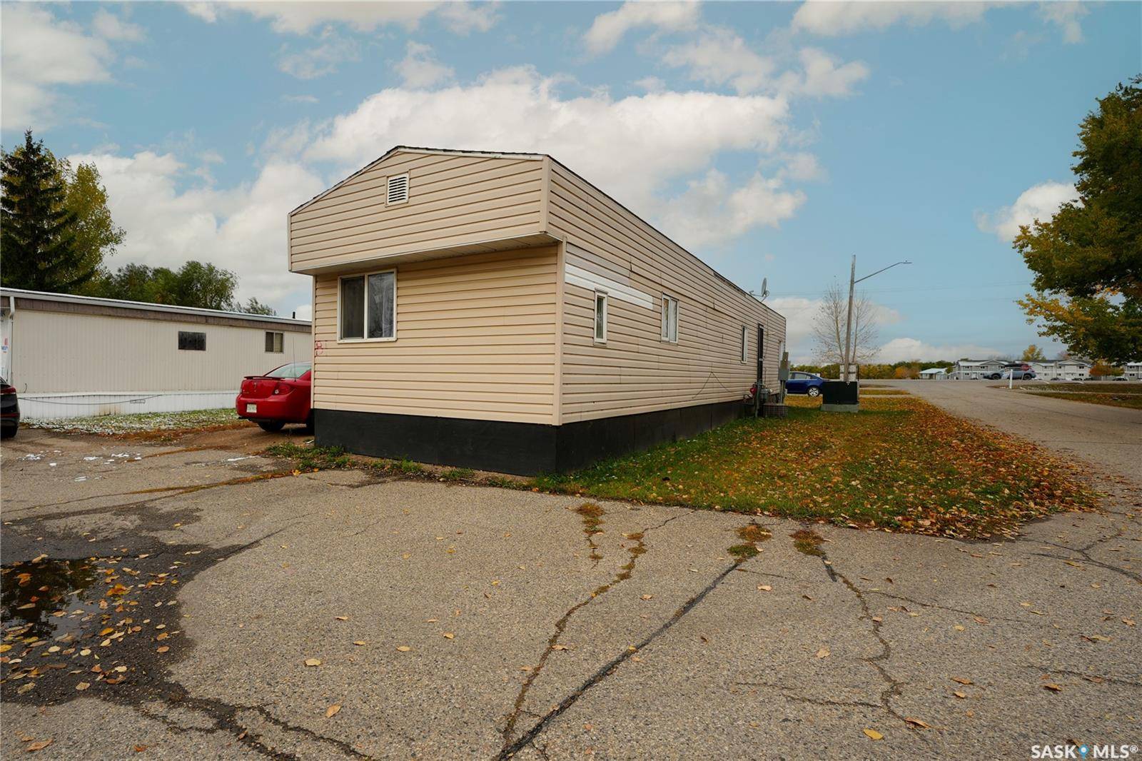 Moose Jaw, SK S6J 1C6,1455 9th AVENUE NE #B1