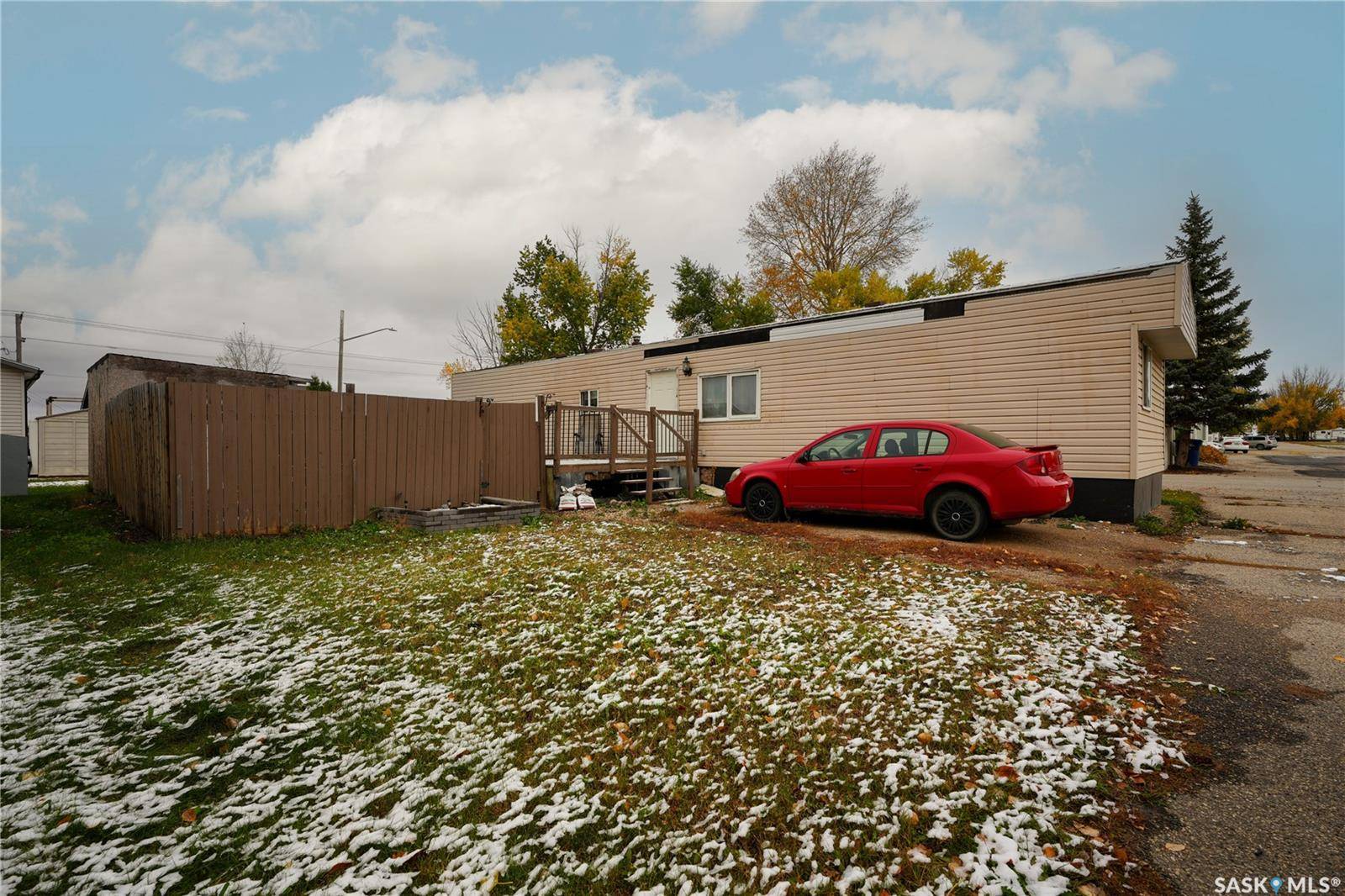 Moose Jaw, SK S6J 1C6,1455 9th AVENUE NE #B1