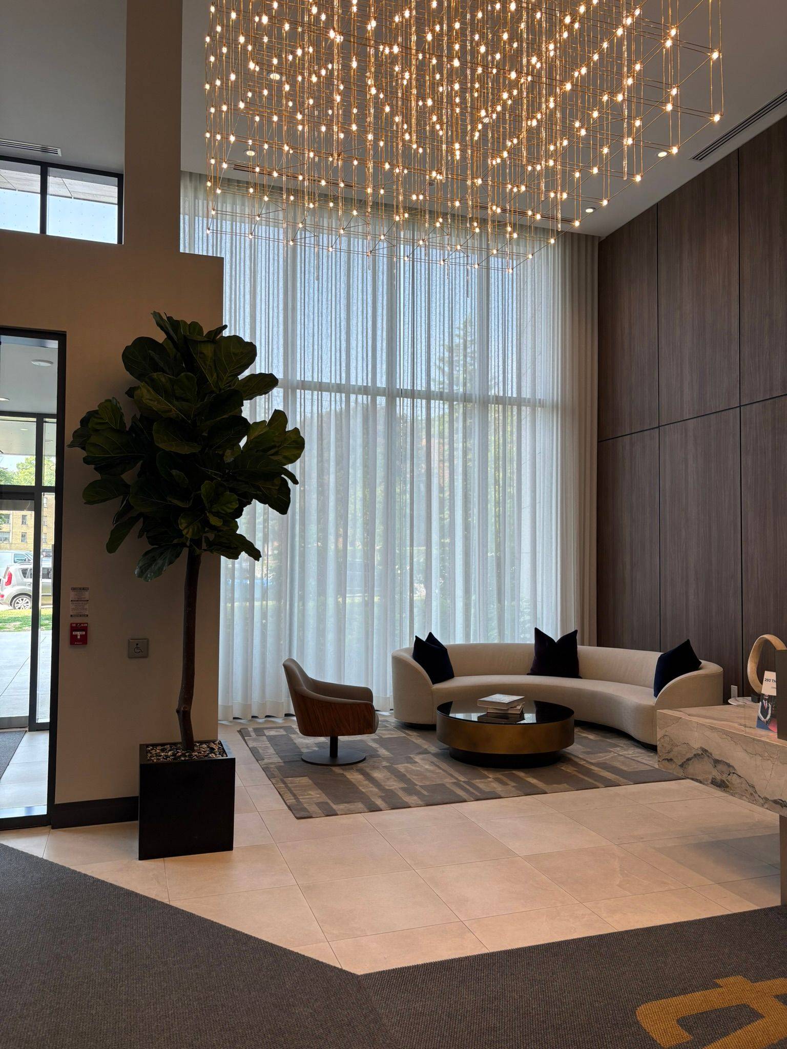 Toronto W08, ON M9A 0E8,293 The Kingsway N/A #420