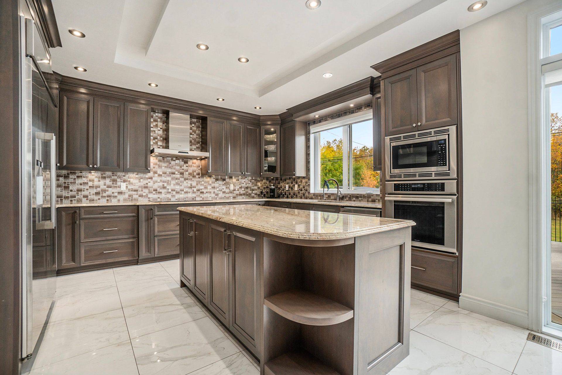 Alta Vista And Area, ON K1H 7G2,2253 Prospect AVE