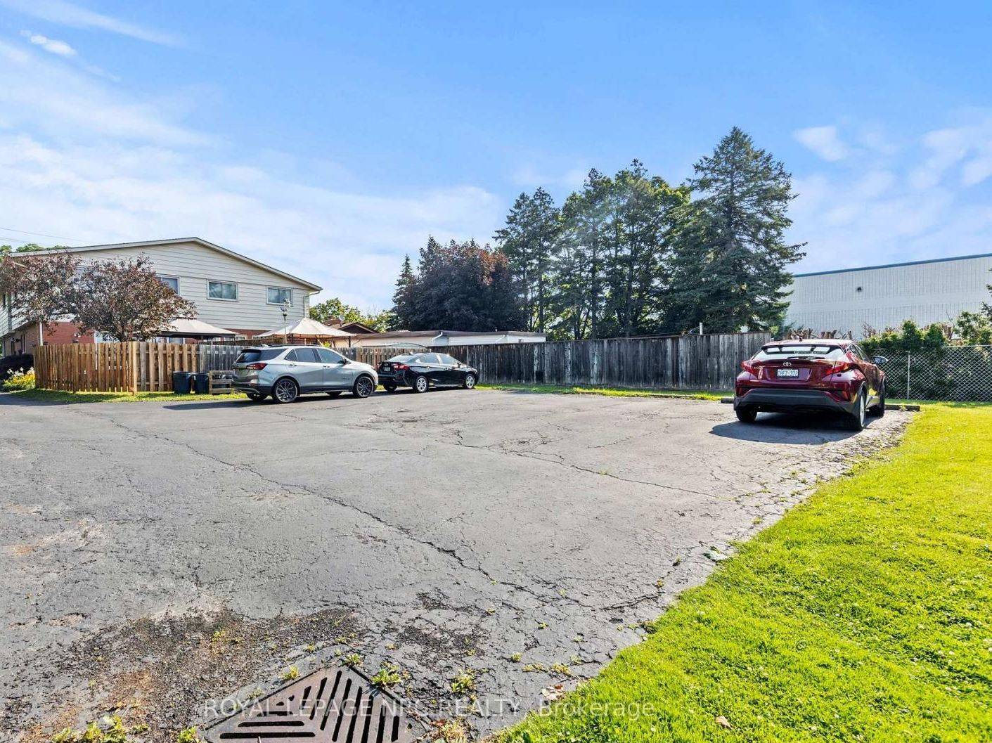 St. Catharines, ON L2N 1G9,108 Scott ST #3