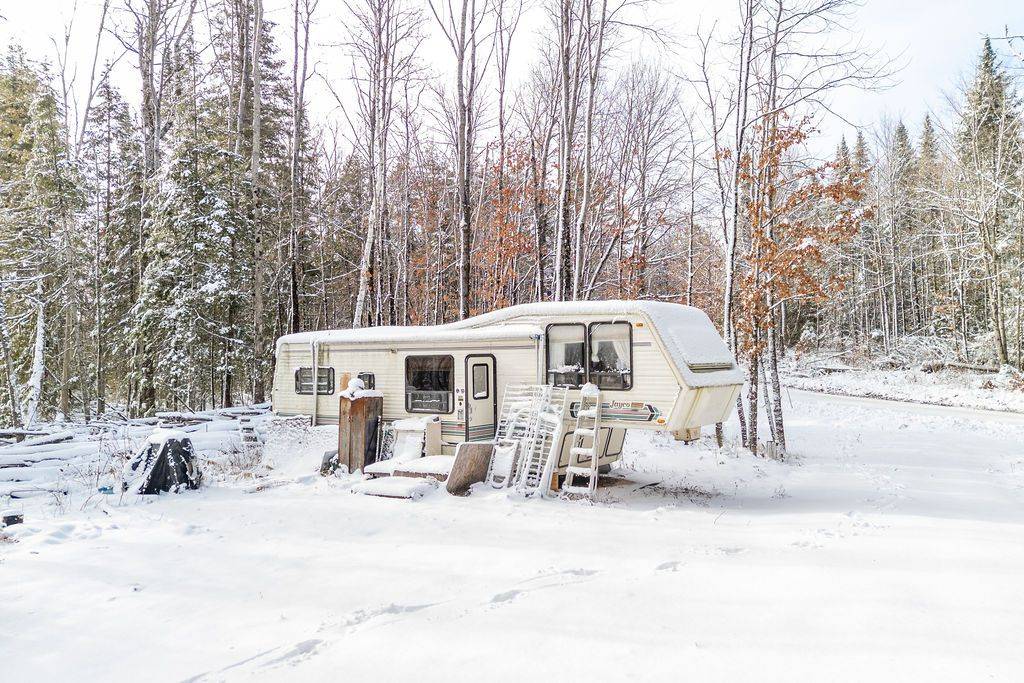 Frontenac, ON K0H 1C0,2177 Smith RD