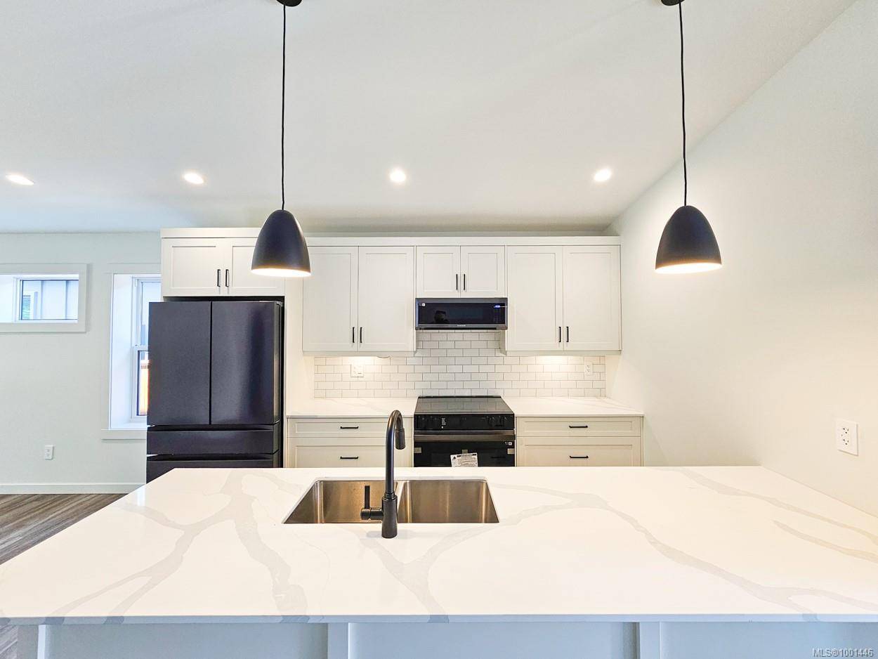 Cumberland, BC V0R 1S0,3025 Royston Rd #39