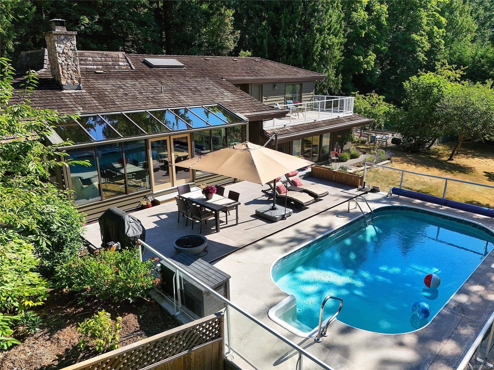 North Saanich, BC V8L 5G7,821 Dalkeith Ave