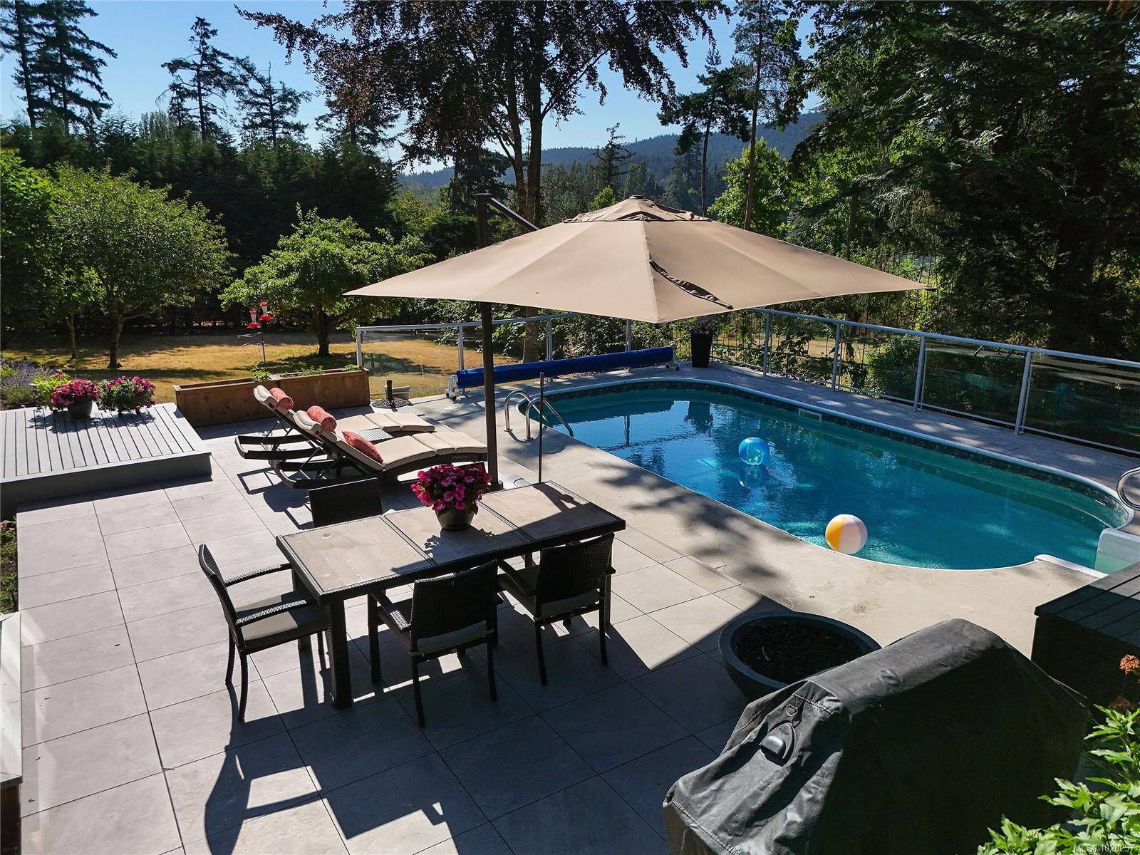 North Saanich, BC V8L 5G7,821 Dalkeith Ave