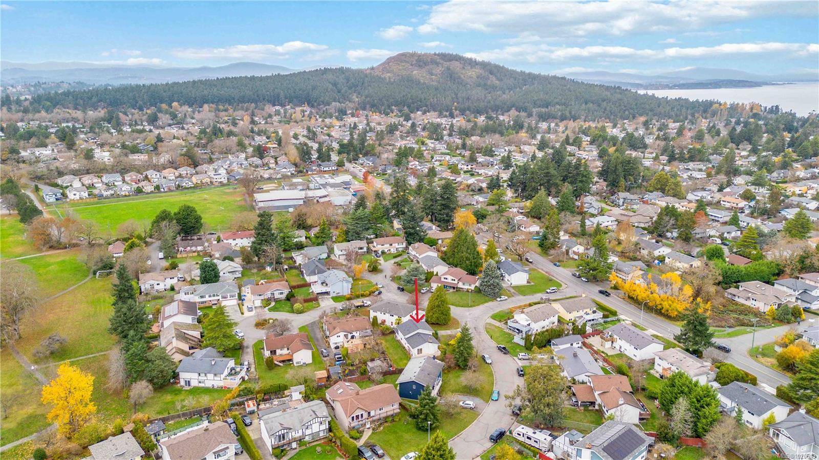 Saanich, BC V8N 4S9,4251 Rossiter Dr