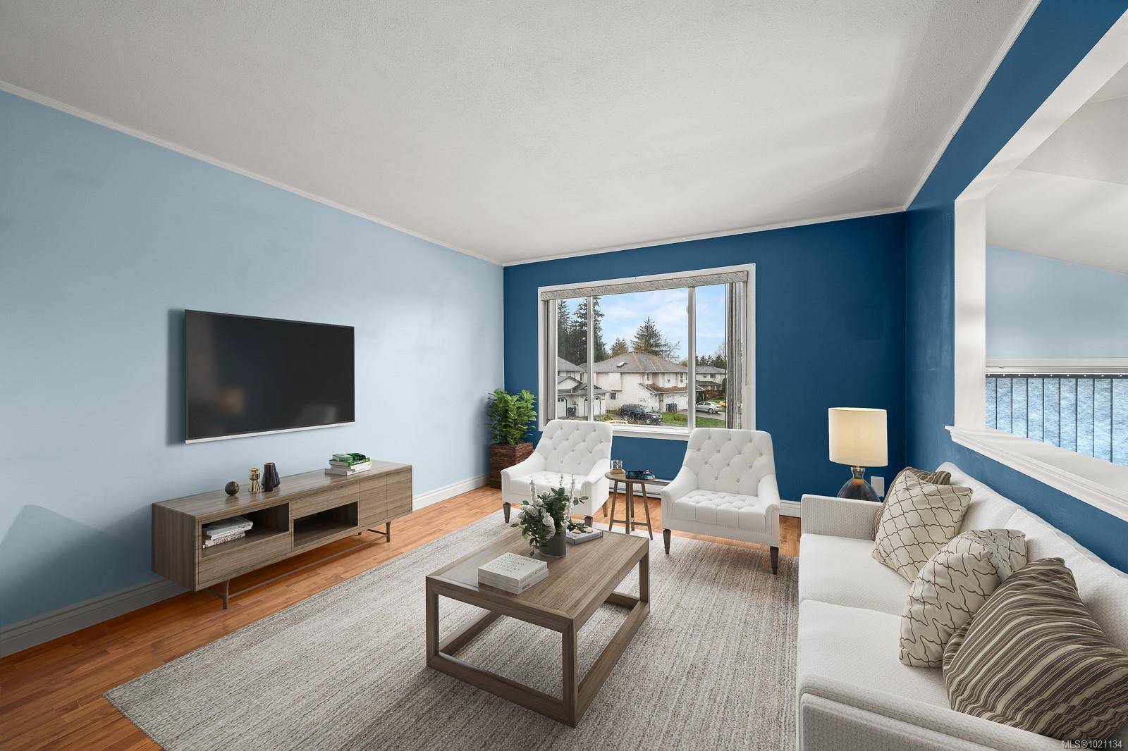 Courtenay, BC V9N 8S6,2775 Myra Pl #B