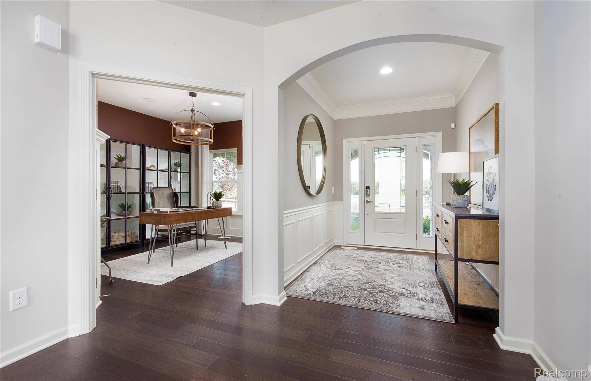 South Lyon, MI 48178,22270 Hilda LN