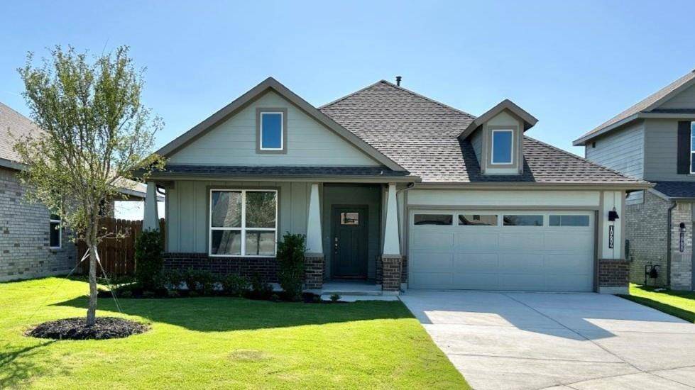 10604 ZIRCON Lane, Fort Worth, TX 76036