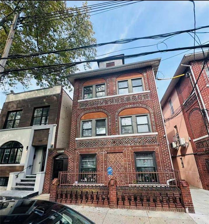 Brooklyn, NY 11228,1253 70th ST