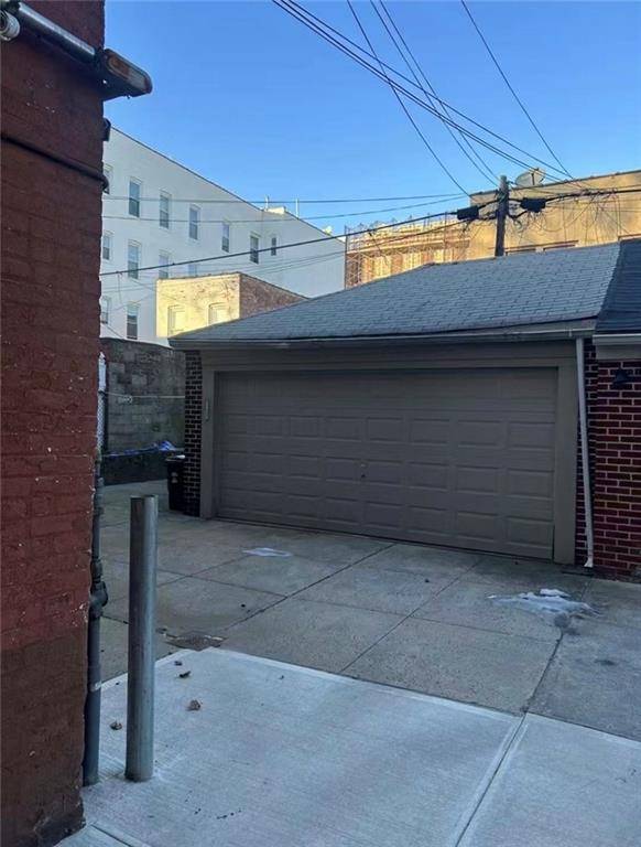 Brooklyn, NY 11228,1253 70th ST