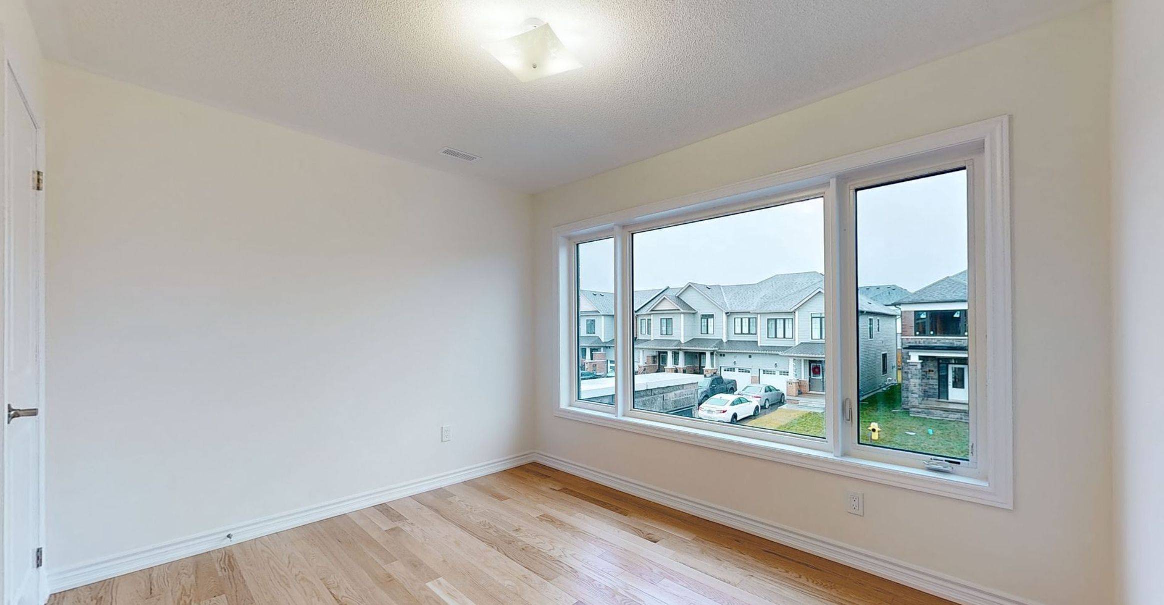 Barrie, ON L9J 0L4,14 Bannister (Unit 1) RD