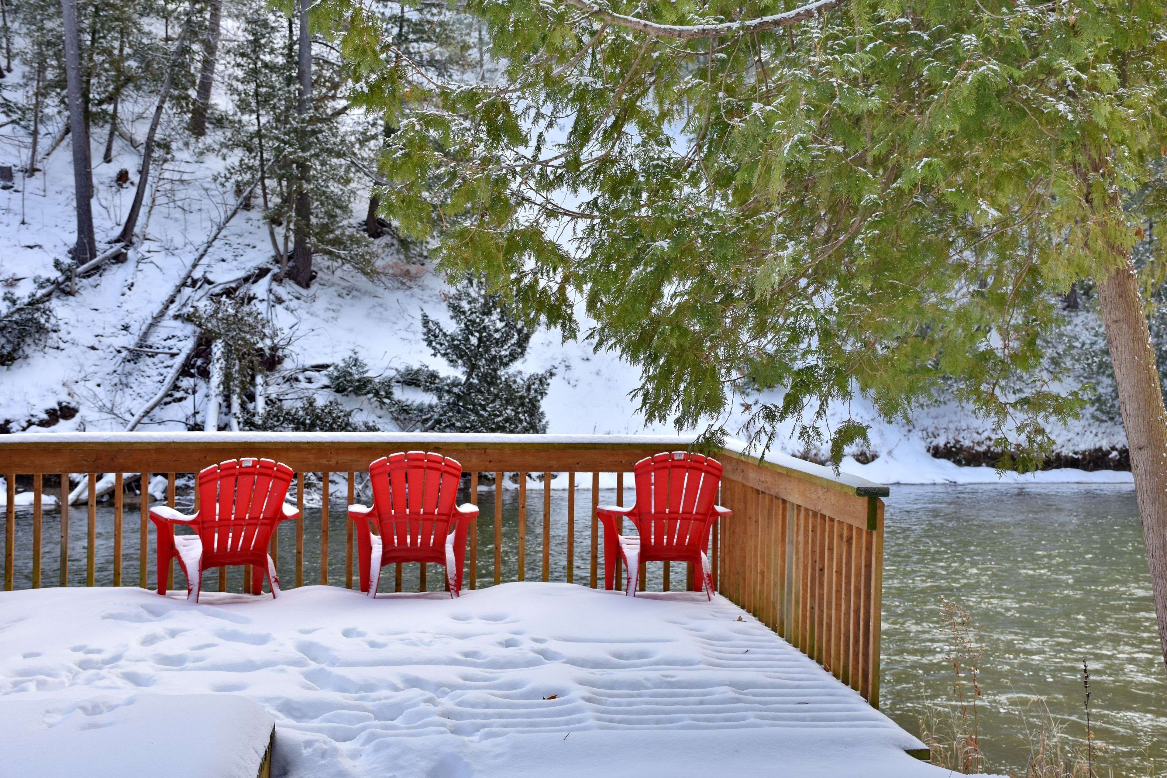 Wasaga Beach, ON L9Z 2T6,181 KNOX RD E