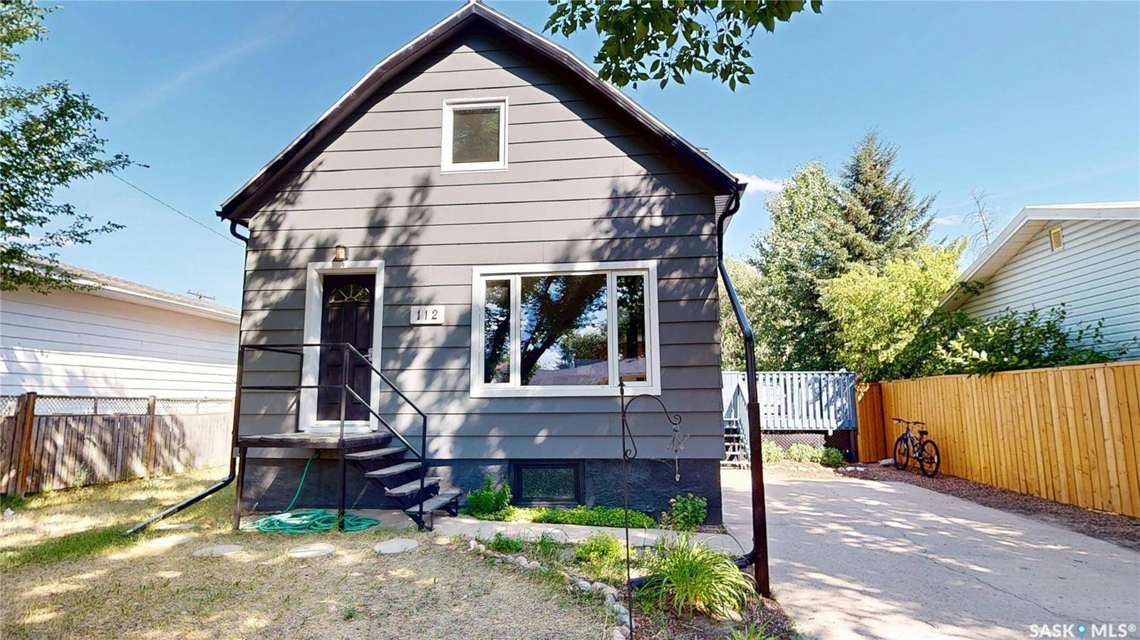 Maple Creek, SK S0N 1N0,112 Herbert STREET