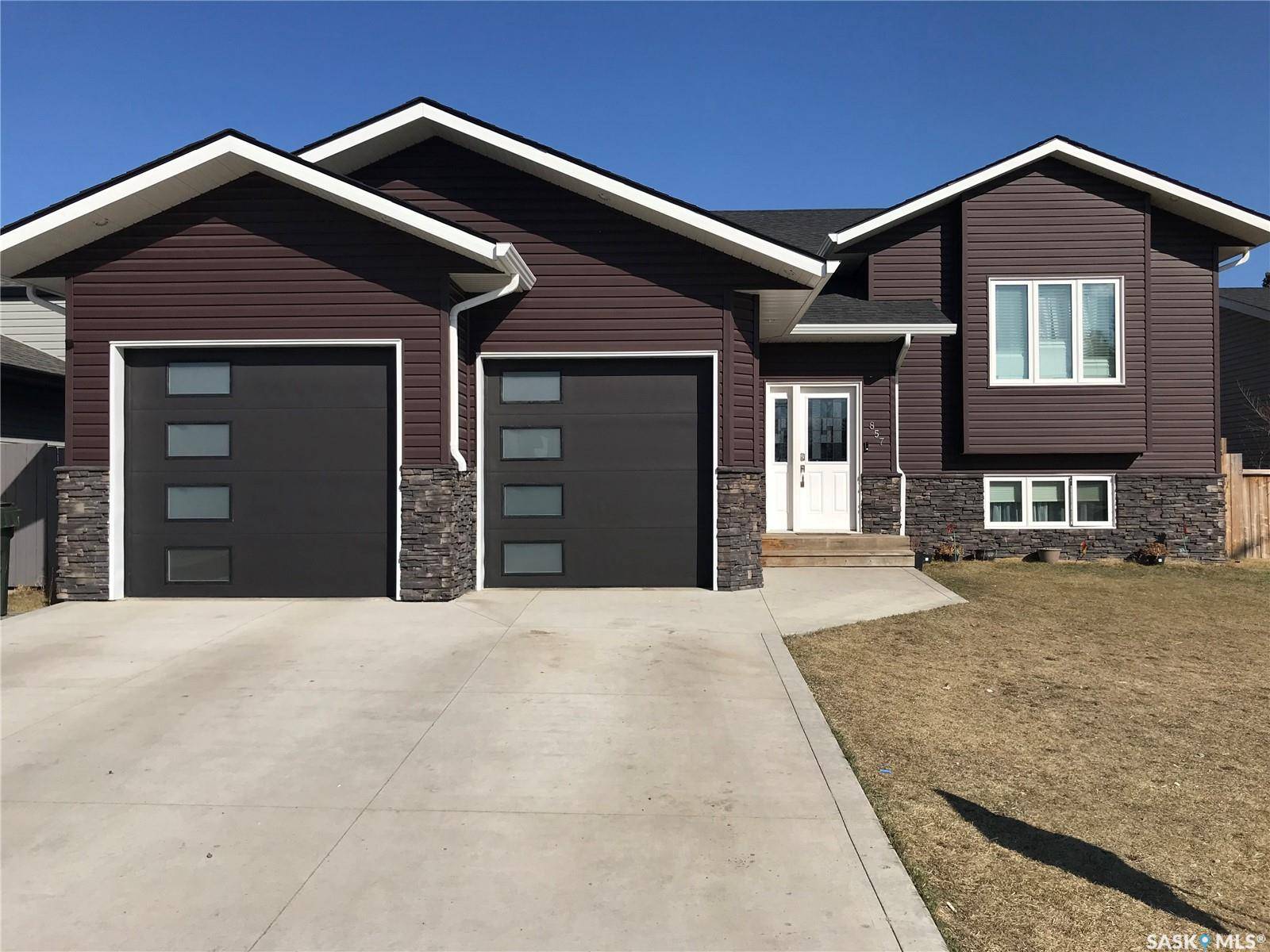 Prince Albert, SK S6V 2L6,857 Madsen PLACE