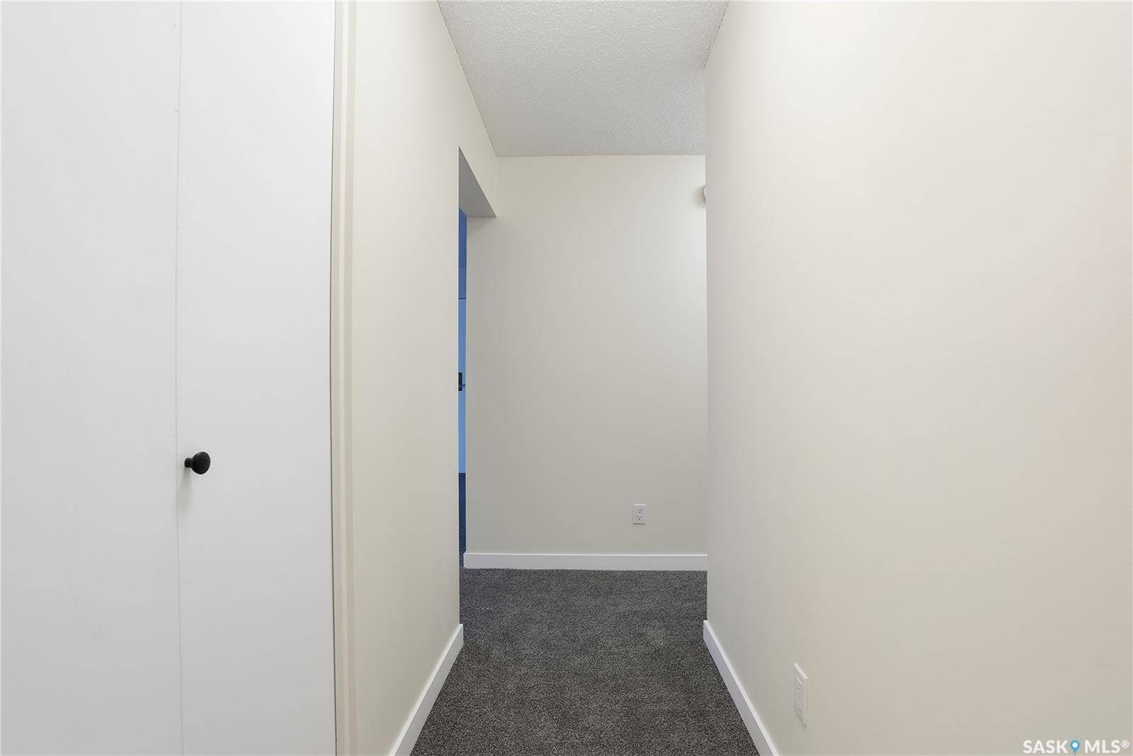 Saskatoon, SK S7K 2M4,423 4TH AVENUE N #201