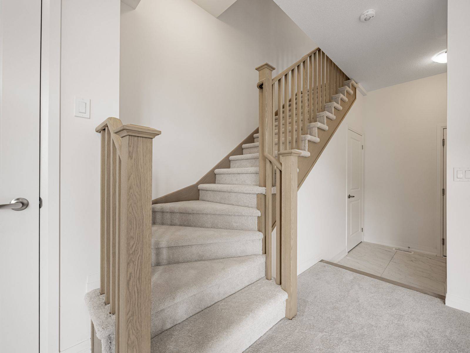 Hamilton, ON L0R 1W0,494 Provident WAY