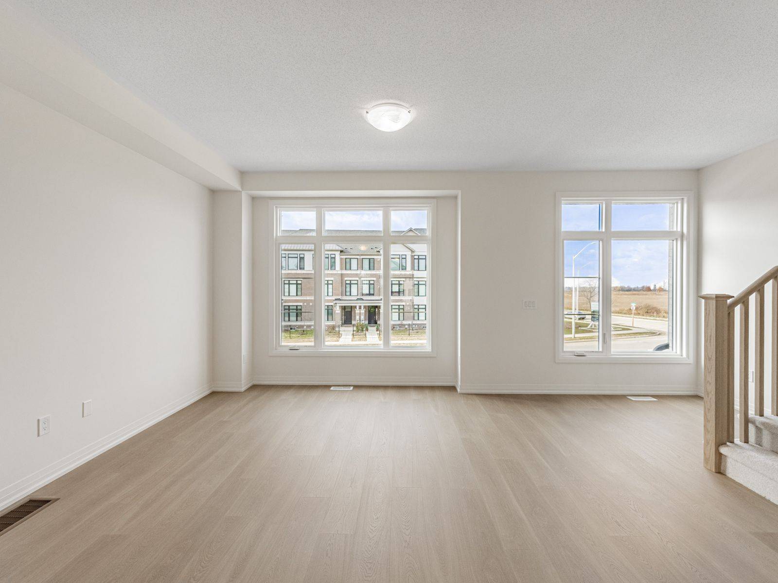 Hamilton, ON L0R 1W0,494 Provident WAY