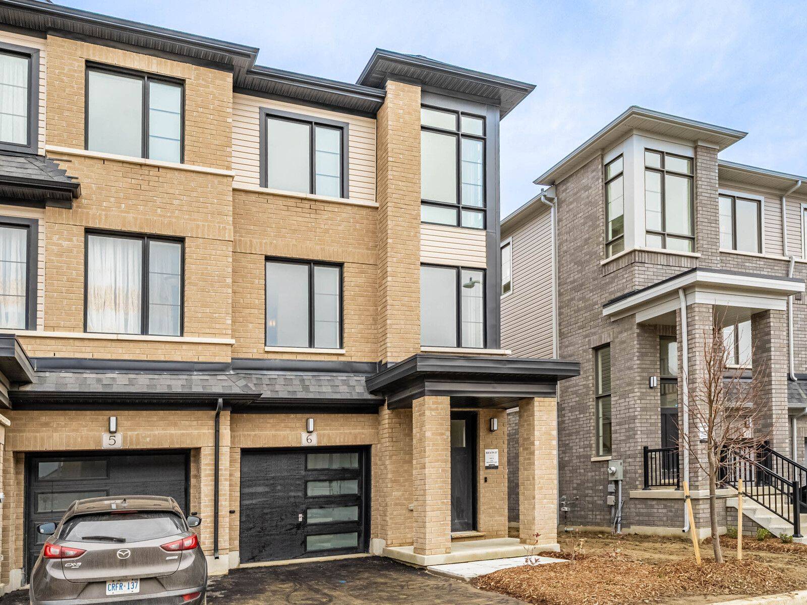 Hamilton, ON L0R 1W0,474 Provident WAY #6