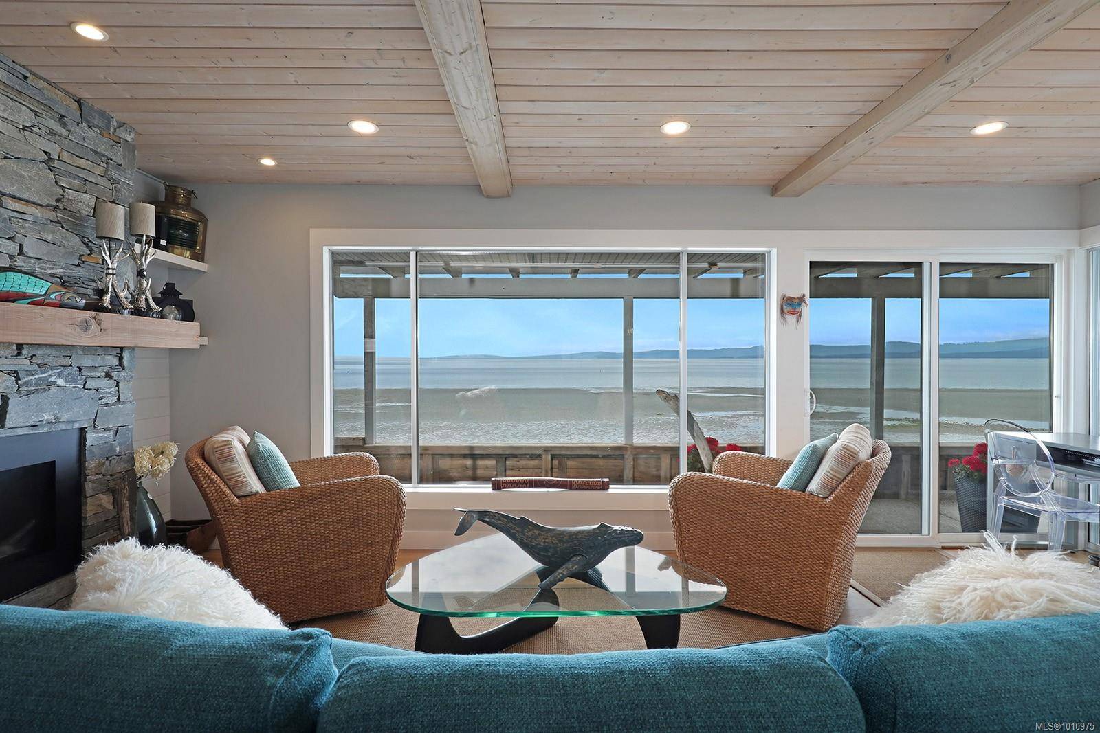 Qualicum Beach, BC V9K 2H2,2935 Island Hwy W