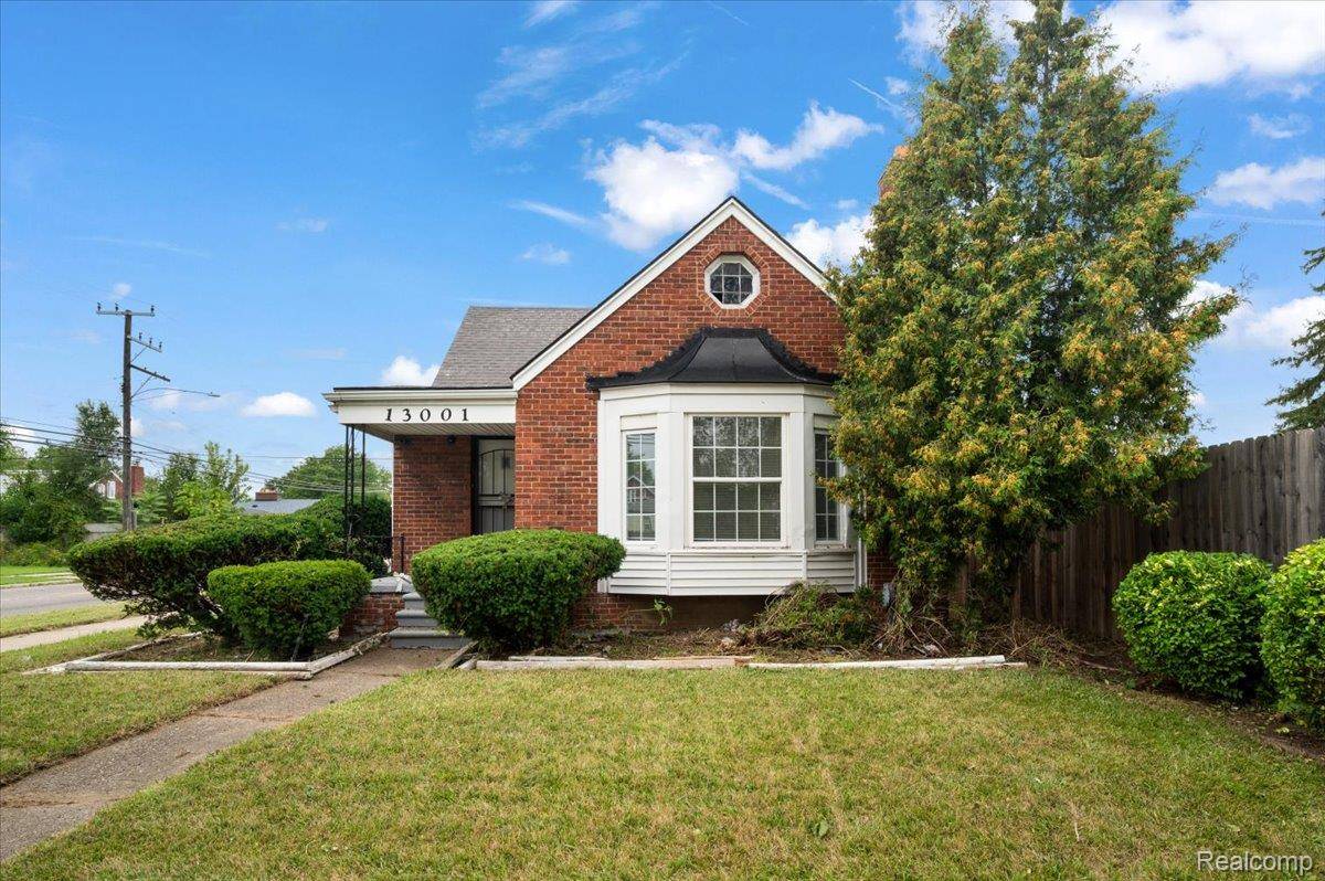 Detroit, MI 48213,13001 Promenade ST