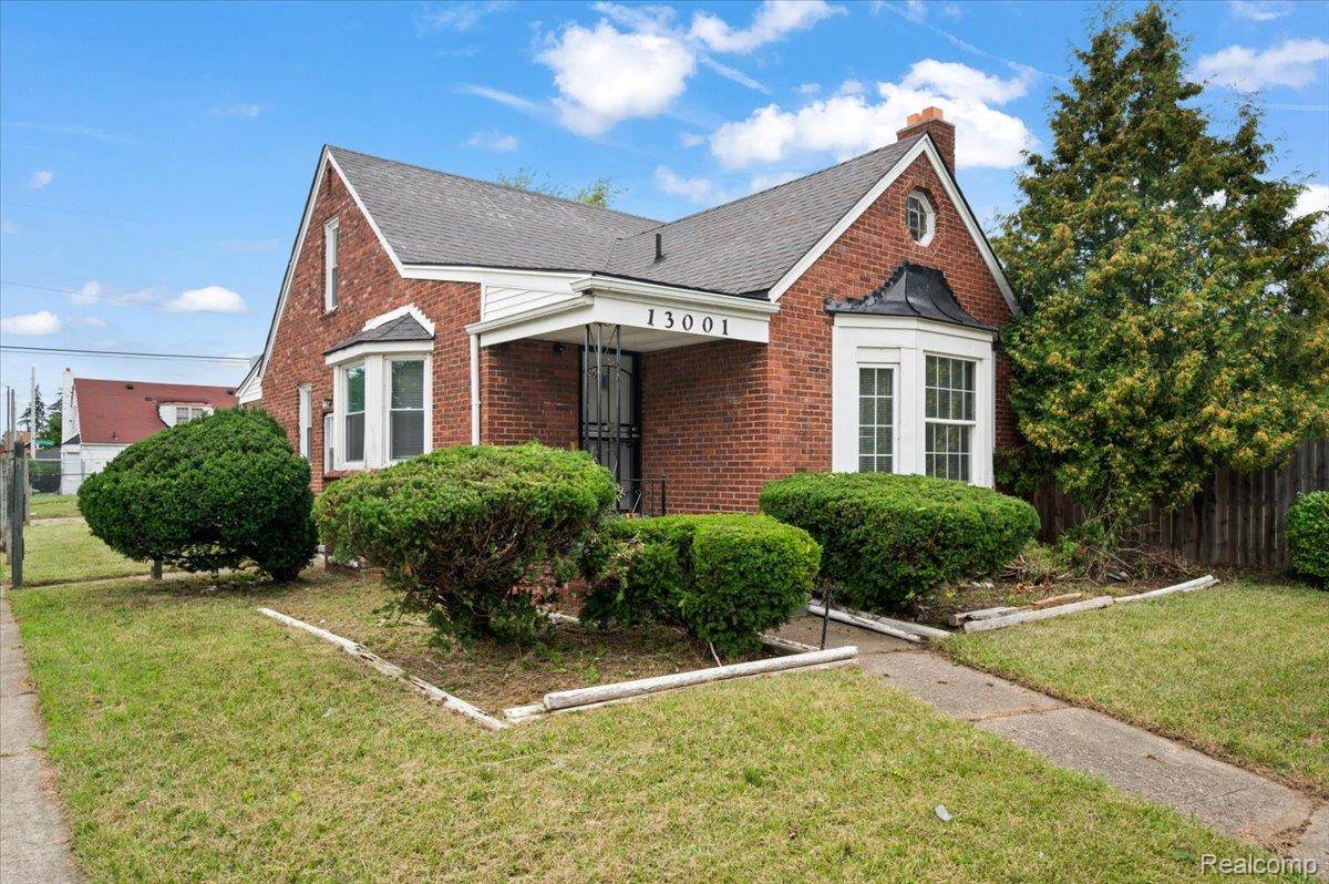 Detroit, MI 48213,13001 Promenade ST