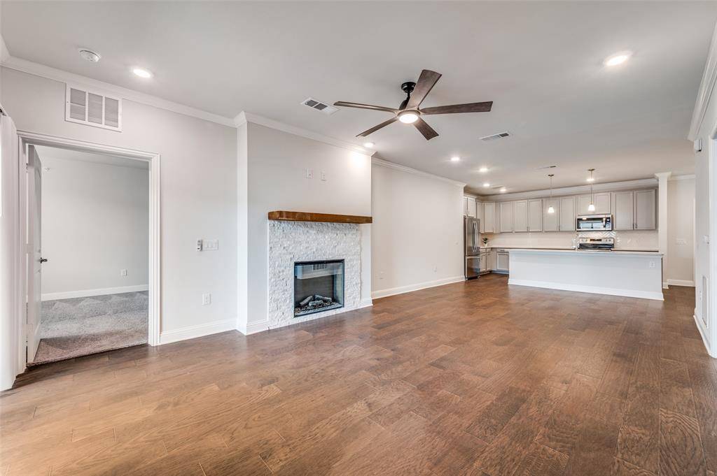 Allen, TX 75013,651 N Watters Road #8402