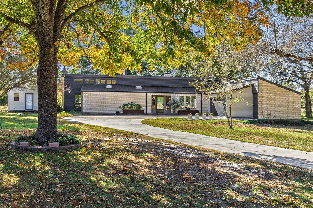 Commerce, TX 75428,3092 Woodglen Drive