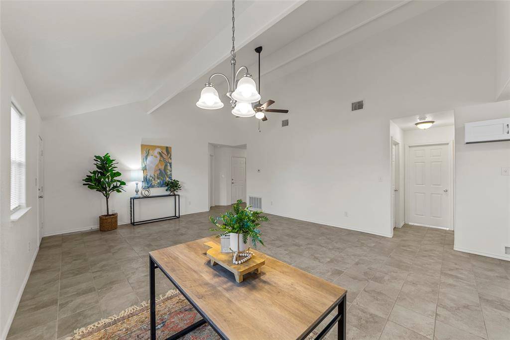 Rio Vista, TX 76093,413 Whitney Court