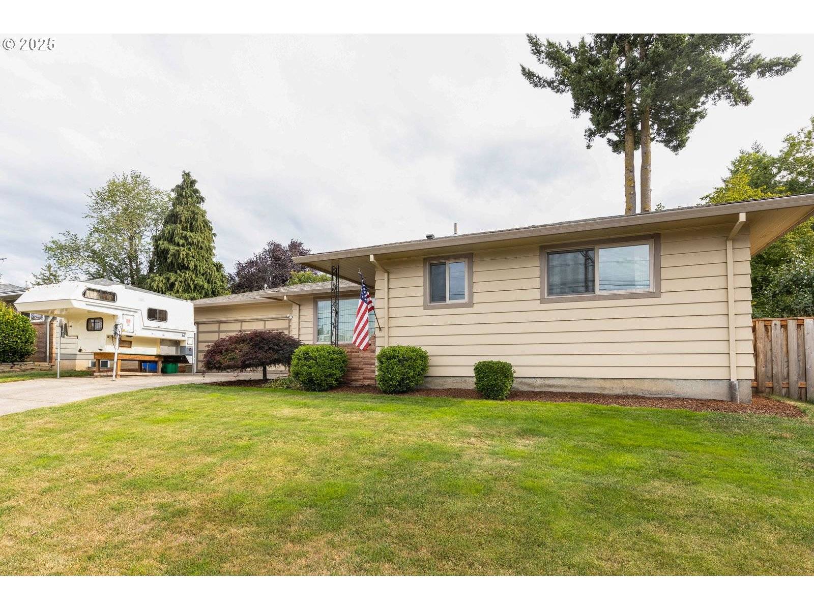 Portland, OR 97216,10502 SE MARKET ST