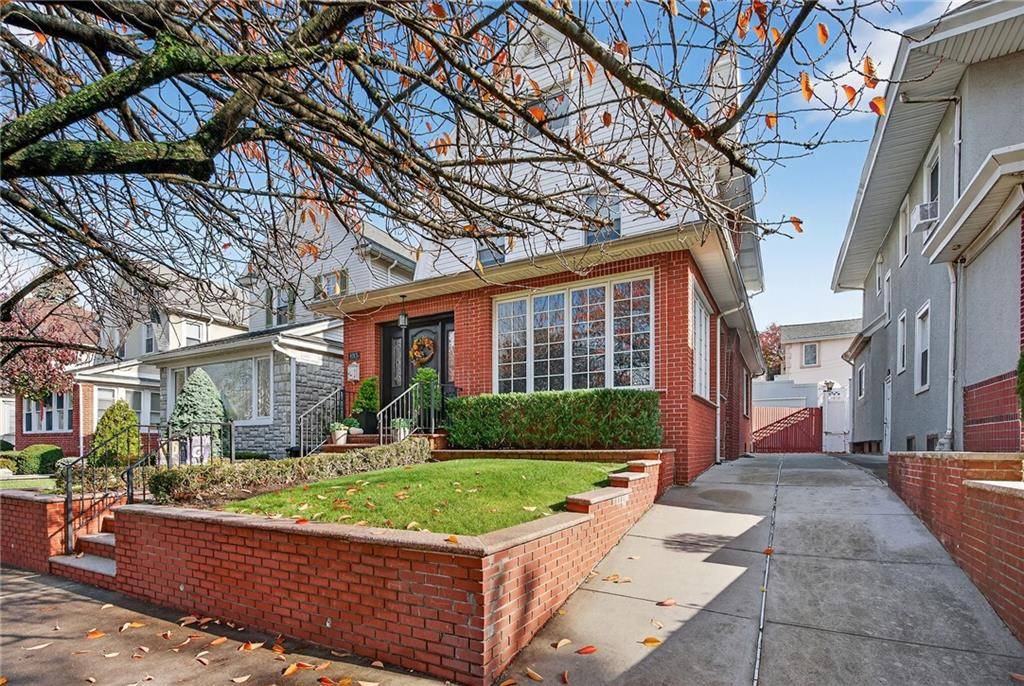 Brooklyn, NY 11209,8015 Ridge BLVD