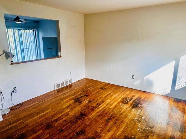 Mount Clemens, MI 48043,281 Carlson ST