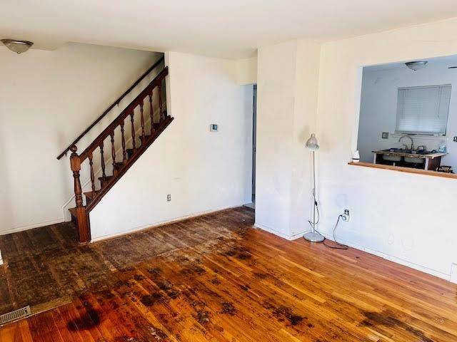 Mount Clemens, MI 48043,281 Carlson ST