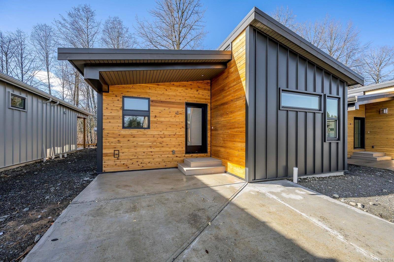 Cumberland, BC V0R 1S0,3025 Royston Rd #42