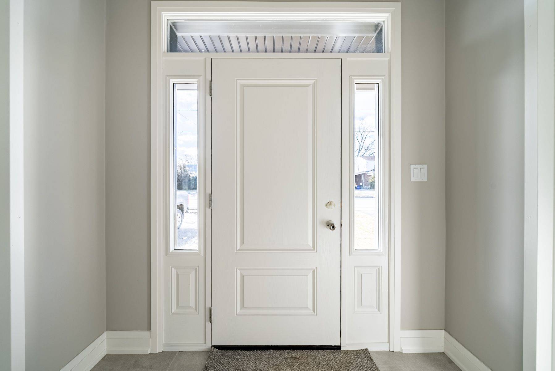 Oshawa, ON L1J 4Y1,127 Gibbons ST