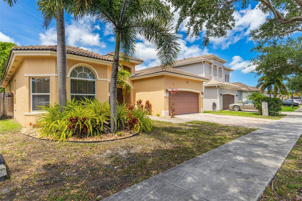 Homestead, FL 33035,2015 SE 18th Ct